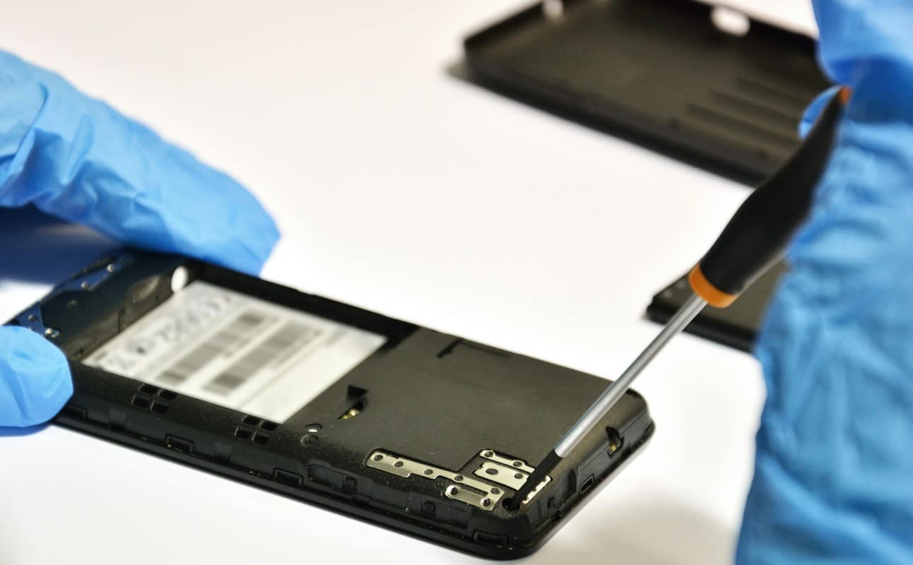 Wybór serwisu dla telefonów komórkowych - na co zwrócić uwagę?